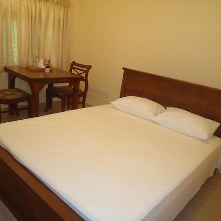 Guest House Kaduwela Εξωτερικό φωτογραφία